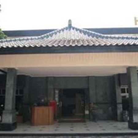 Mutiara Hotel Malang Bagian luar foto